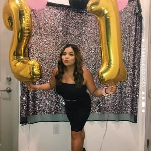 Meet your Posher, Aren